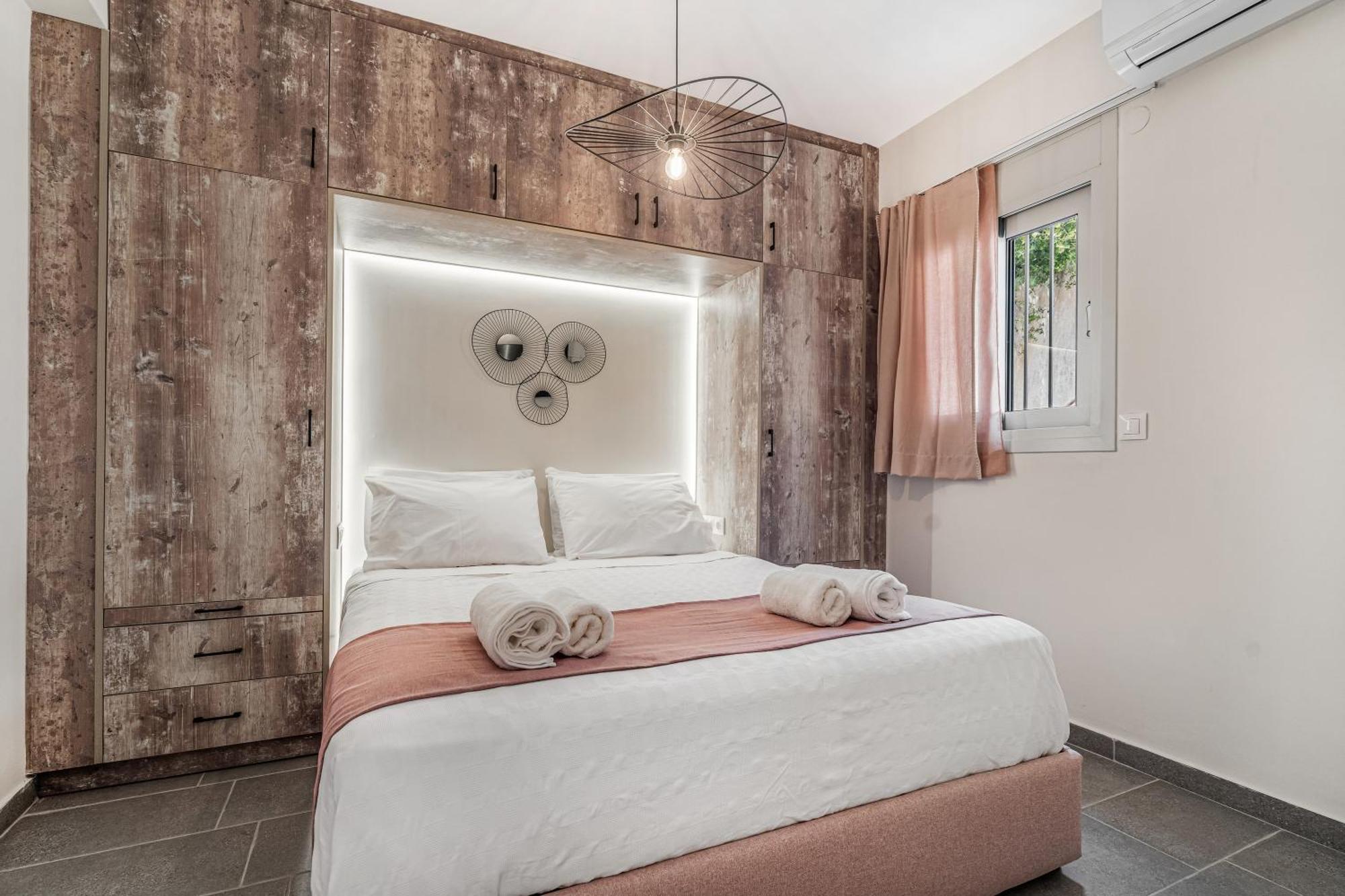 Mella Roa - Amber Apartment นีดรี ภายนอก รูปภาพ